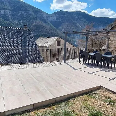 La Cardabelle Holiday home