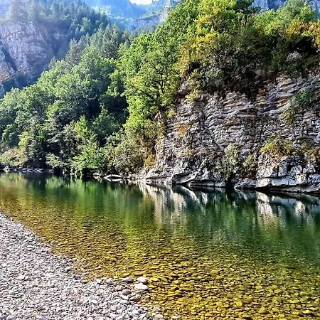La Cardabelle Ferienhaus Ispagnac